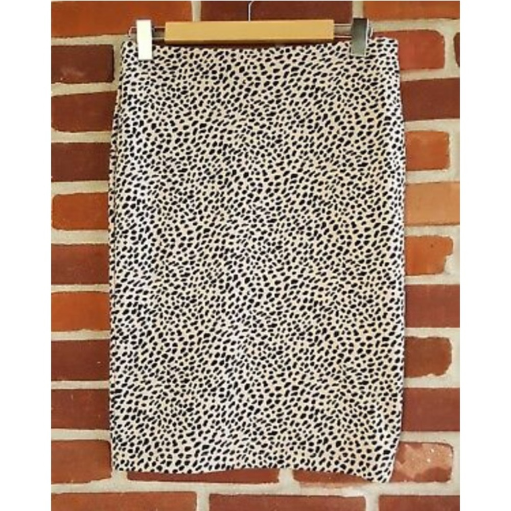 Ann Taylor Cheetah Print Pencil Skirt